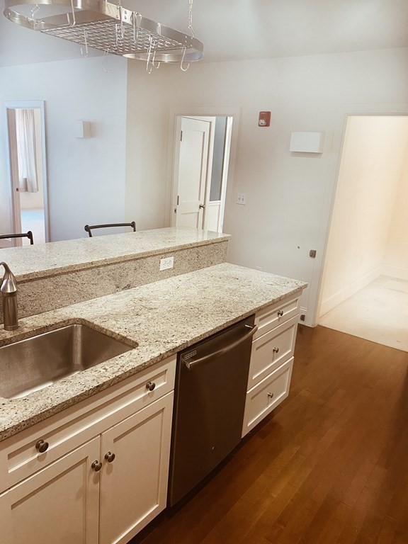 116 Rantoul St 204