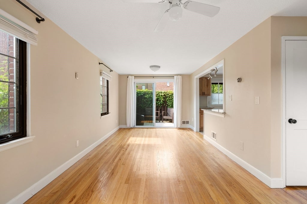 956 Belmont #956, Watertown, DC Photo #4