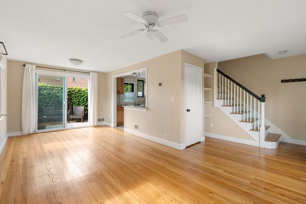 956 Belmont #956, Watertown, DC Photo #1
