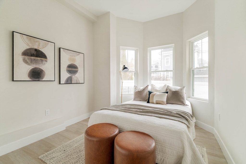 Boston, Massachusetts 02119, United States, 2 Bedrooms Bedrooms, ,1 BathroomBathrooms,Residential,Pending,105800