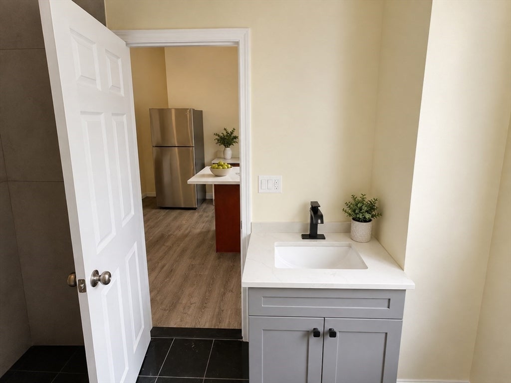 15 Hudson St #2, Boston, MA Photo #8