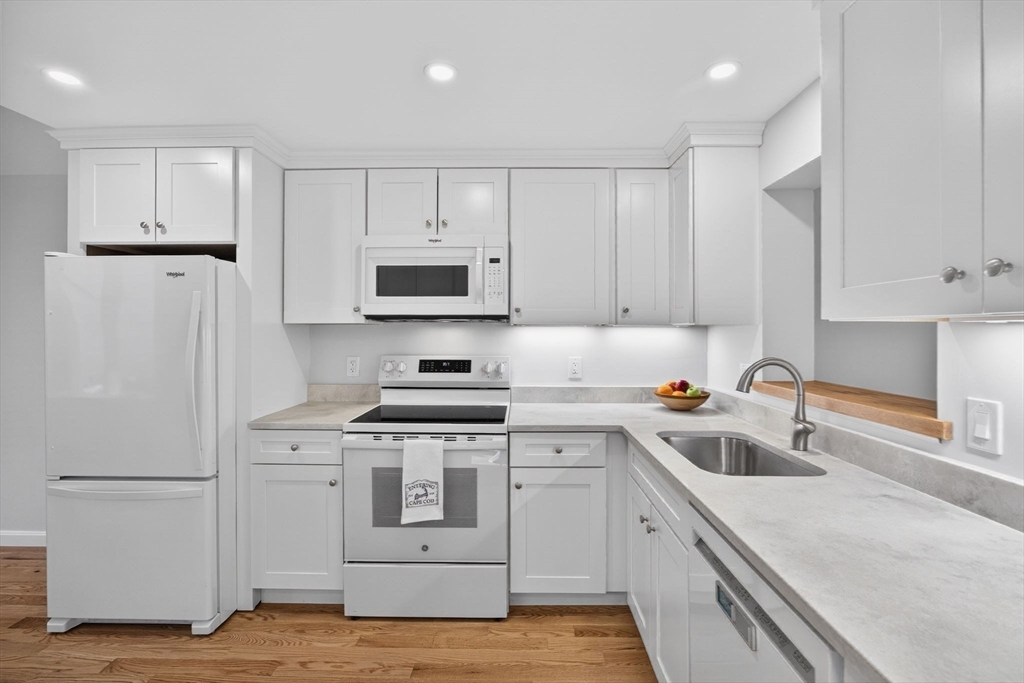 16 West  Woods #16, Yarmouth, MA Photo #10