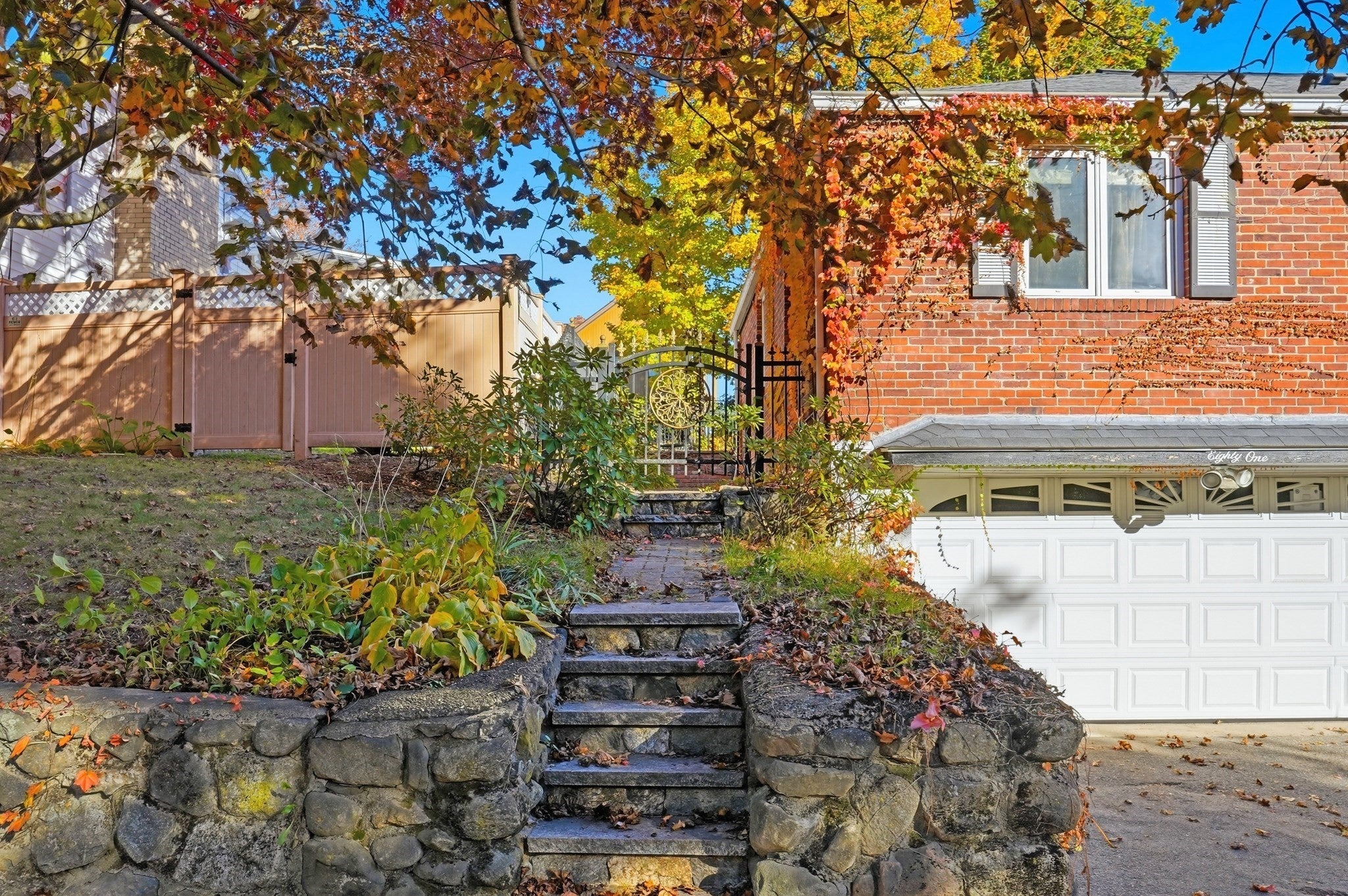 81 Ridge Street