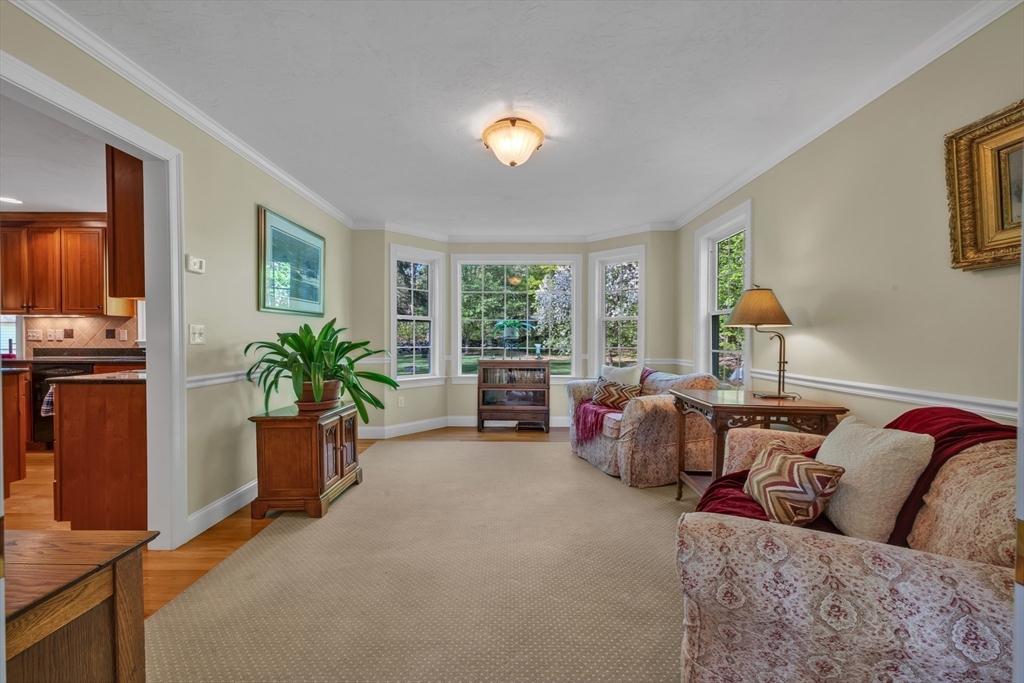 10 Turner Ln, Sturbridge, MA Photo #16