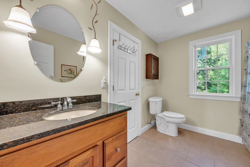 10 Turner Ln, Sturbridge, MA Photo #35