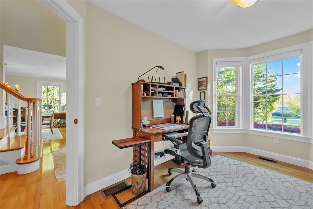 10 Turner Ln, Sturbridge, MA Photo #21