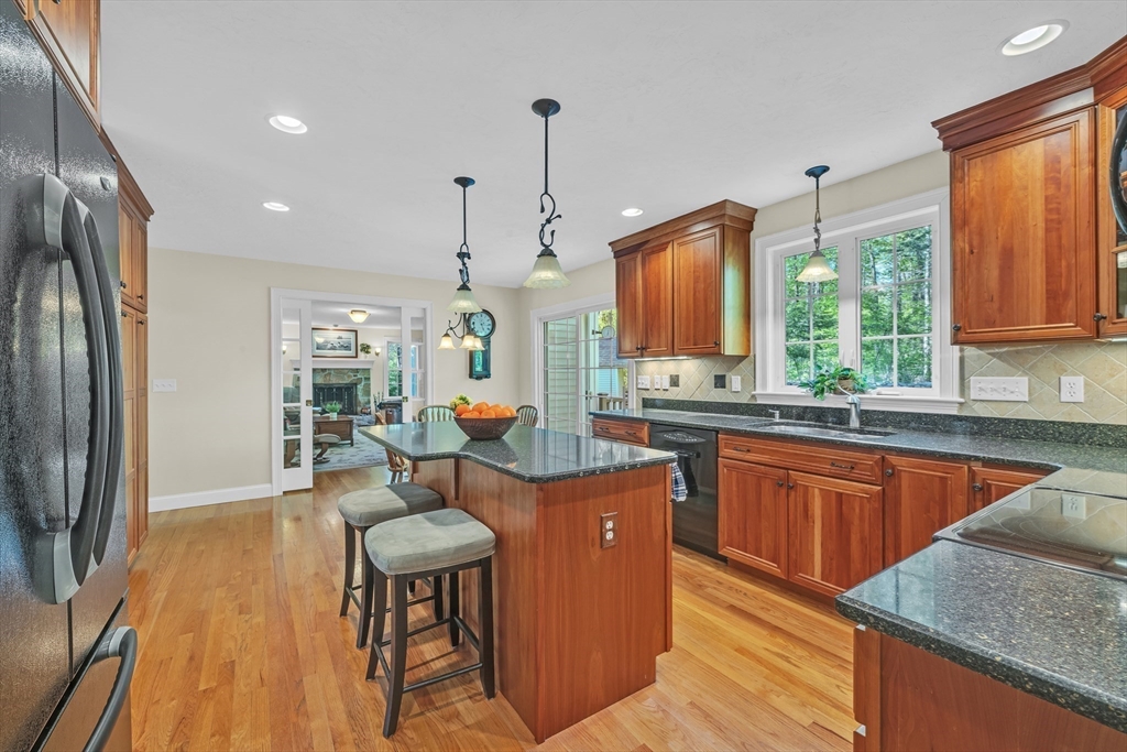 10 Turner Ln, Sturbridge, MA Photo #11