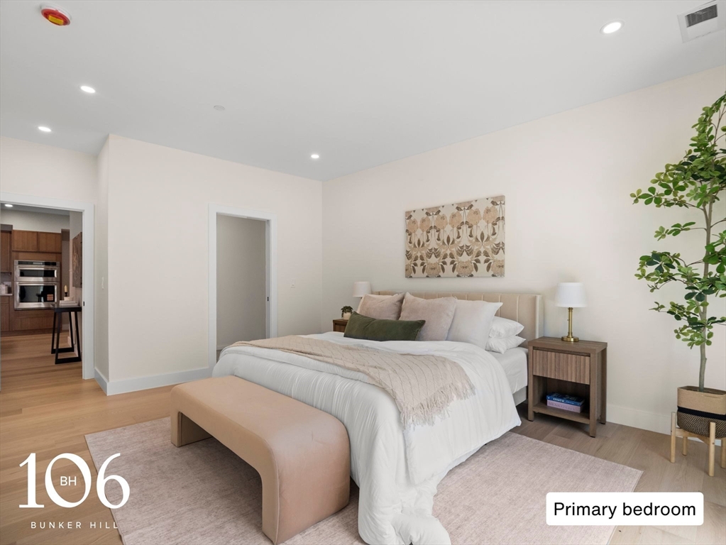 106-108 Bunker Hill St 2P