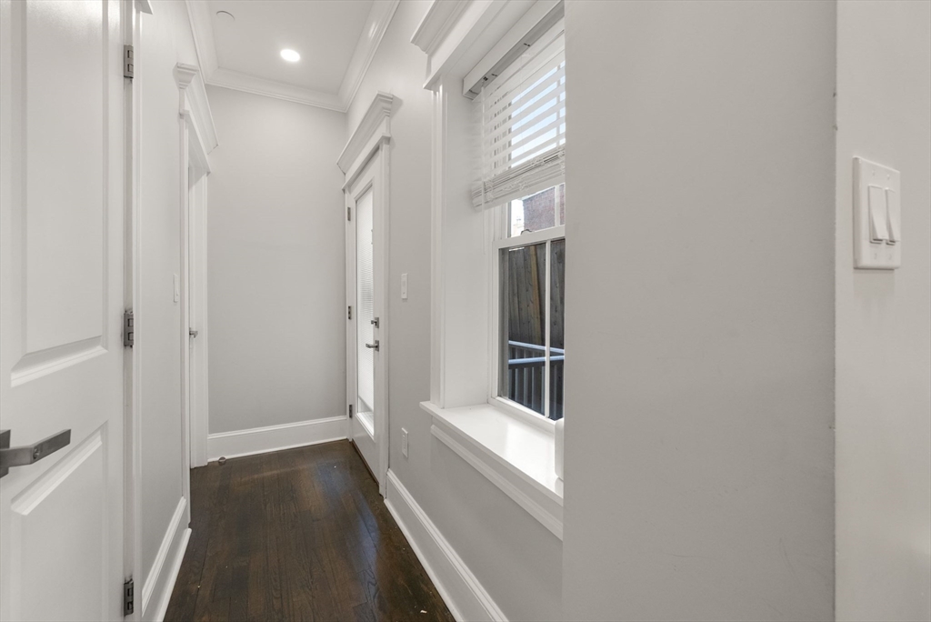 209 Green ST #1, Cambridge, MA Photo #7