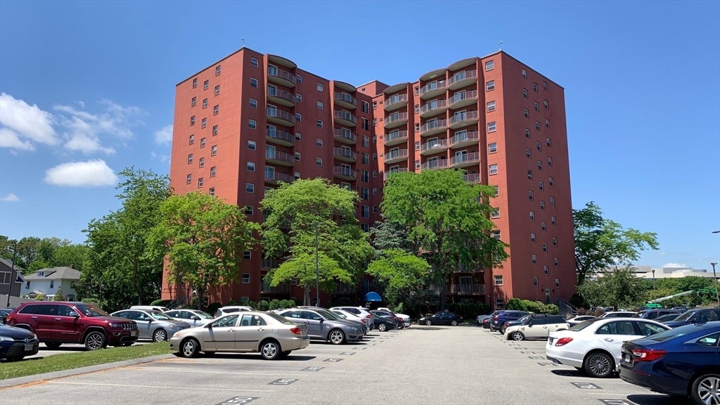 Photo of 115 W Squantum St, Quincy, MA