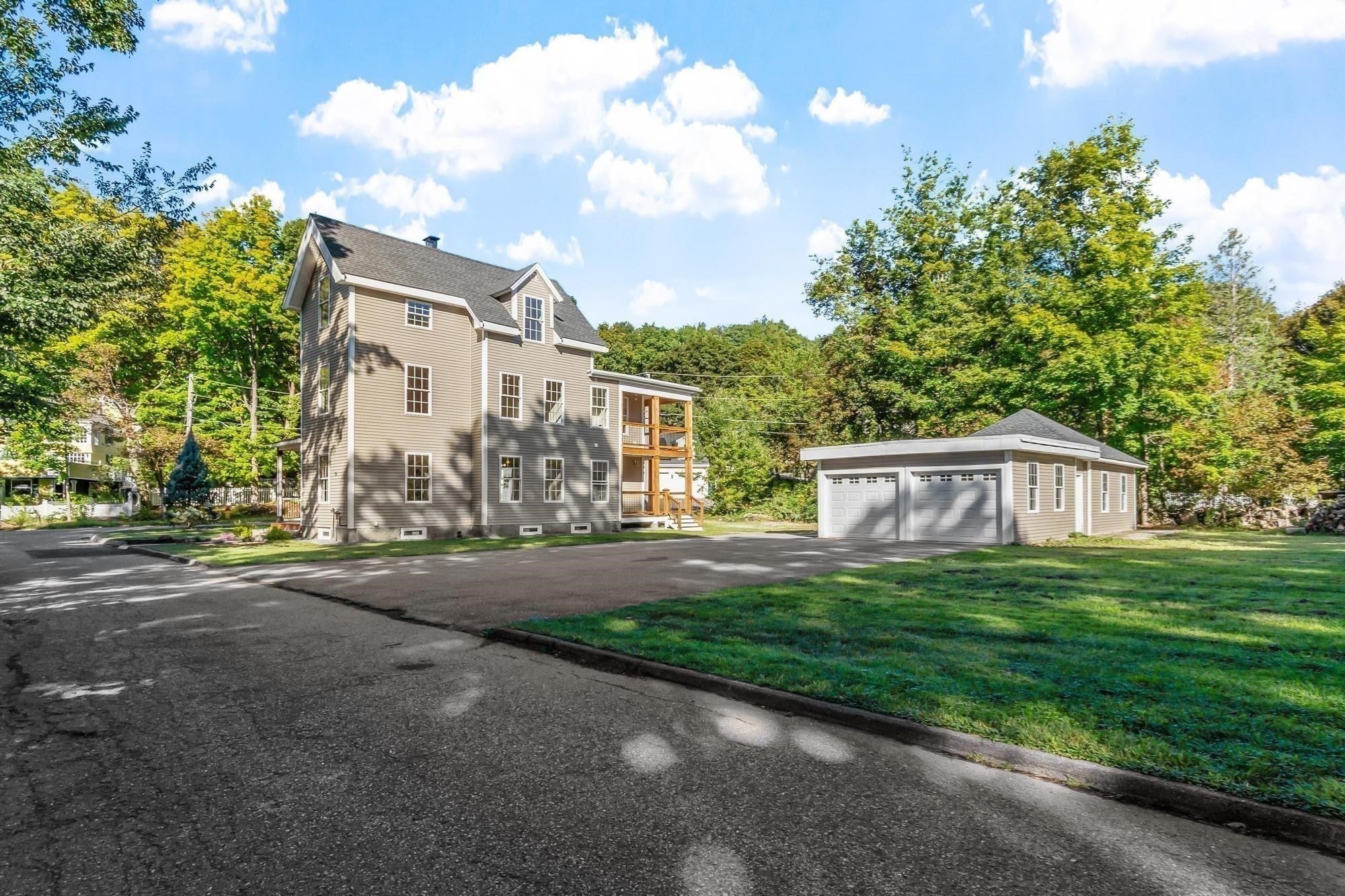 26 Caswell St, Fitchburg, MA, 26 Caswell St, Fitchburg, MA Photo #12