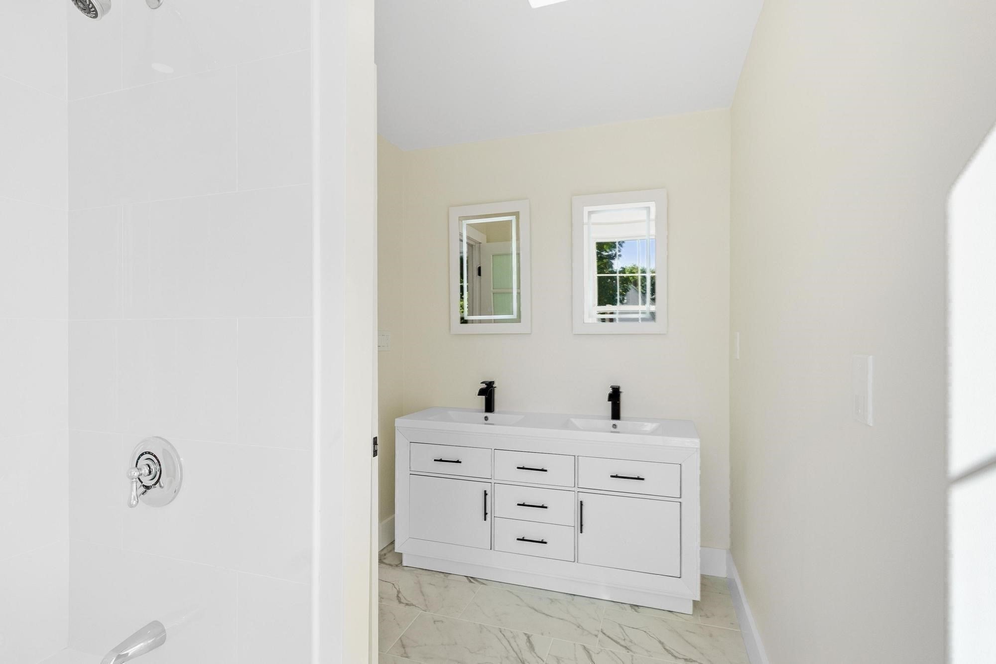 26 Caswell St, Fitchburg, MA, 26 Caswell St, Fitchburg, MA Photo #25
