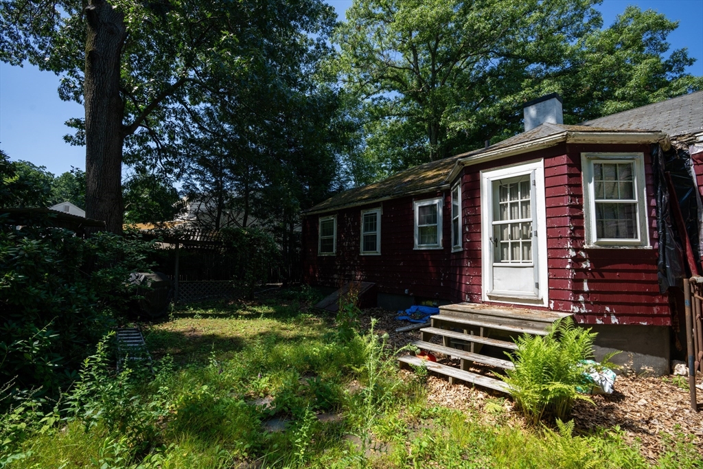 35 Coolidge Park, Wakefield, MA Photo #2