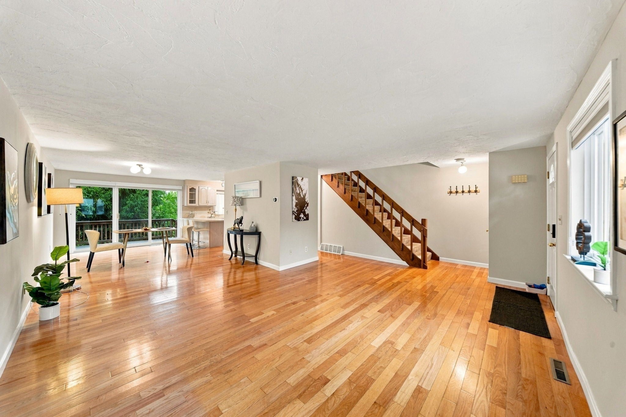 399 Pond St #D#1, Braintree, MA Photo #12