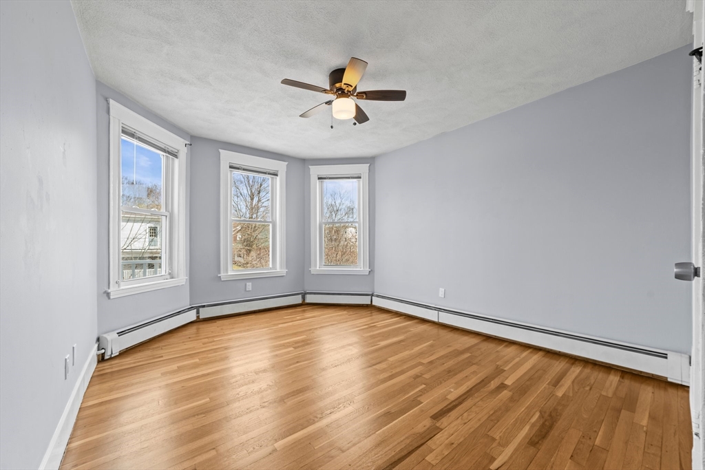 516 Washington St #3, Boston, MA Photo #4