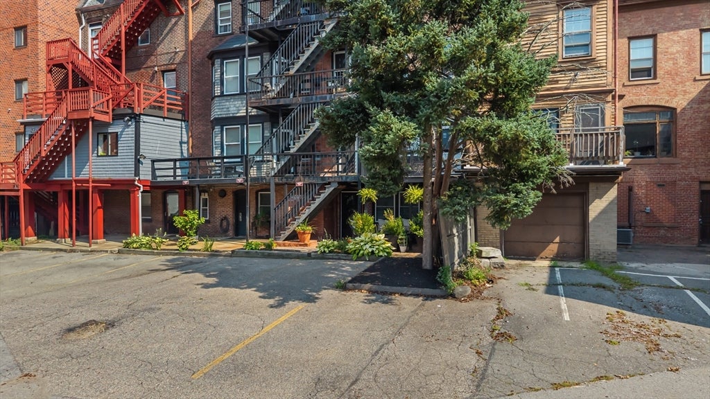 36 Elm St #B, Worcester, MA, 36 Elm St #B, Worcester, MA Photo #32