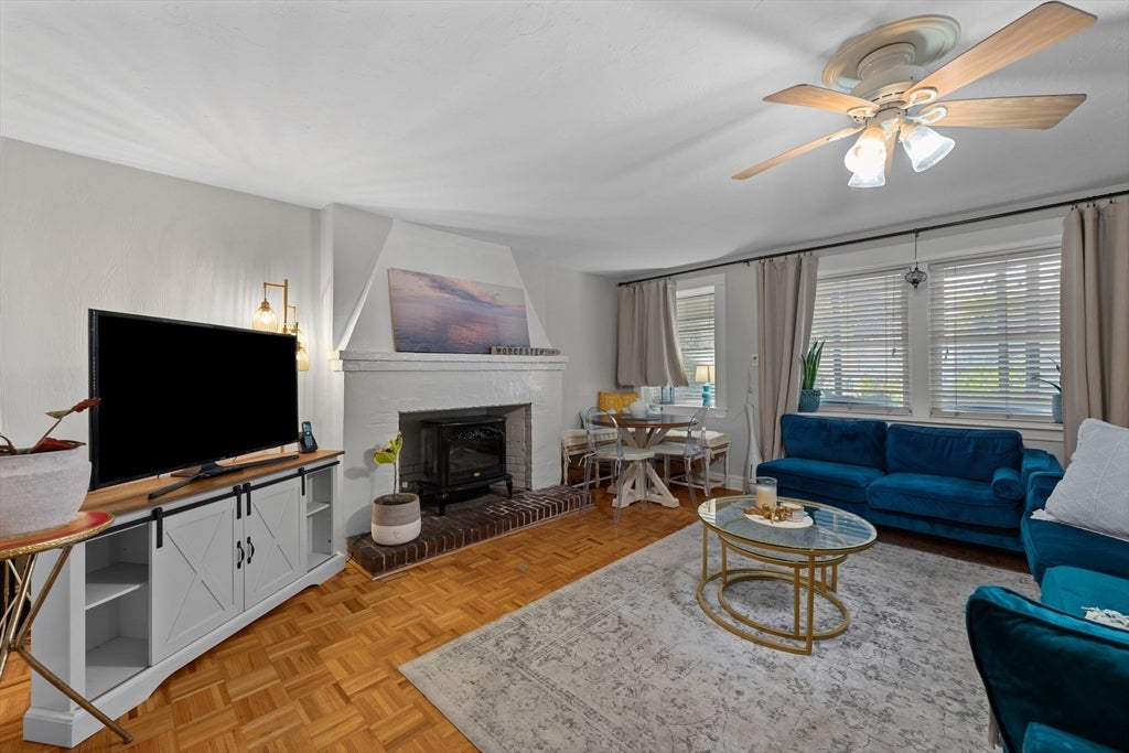 36 Elm St B