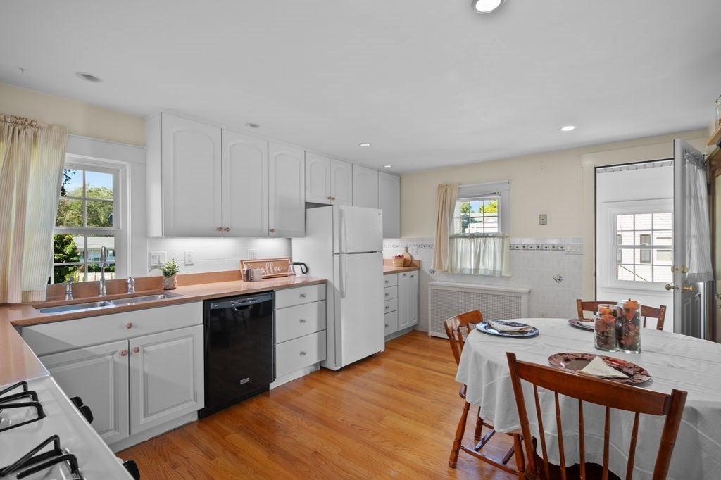 25 Hillcrest Ave, Beverly, MA, 25 Hillcrest Ave, Beverly, MA Photo #15