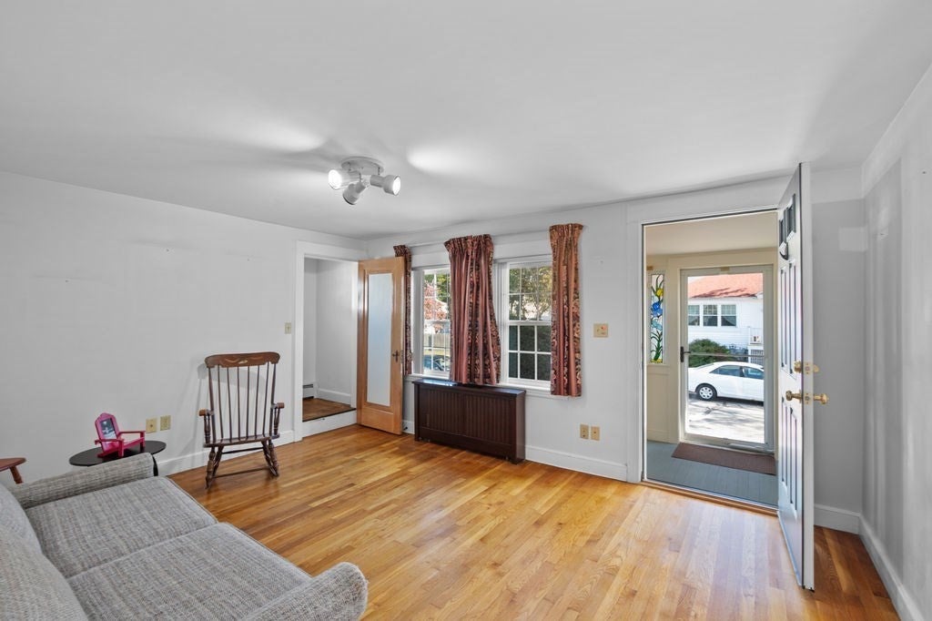 25 Hillcrest Ave, Beverly, MA, 25 Hillcrest Ave, Beverly, MA Photo #11