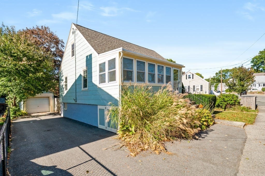 25 Hillcrest Ave, Beverly, MA, 25 Hillcrest Ave, Beverly, MA Photo #2