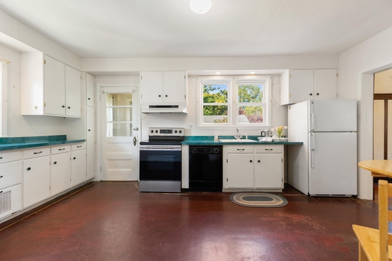17 Sturtevant St, Beverly, MA, 17 Sturtevant St, Beverly, MA Photo #12