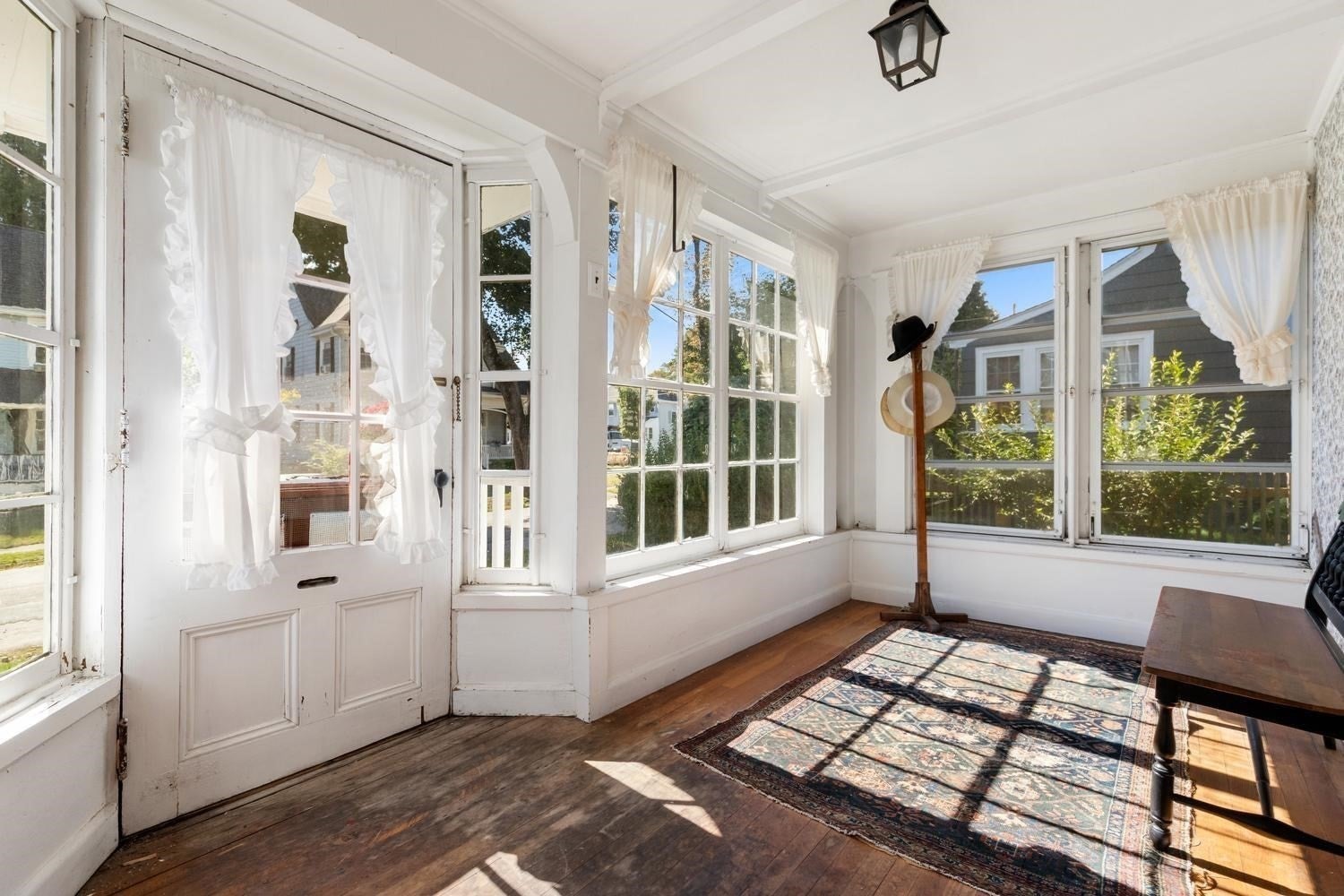 17 Sturtevant St, Beverly, MA, 17 Sturtevant St, Beverly, MA Photo #3