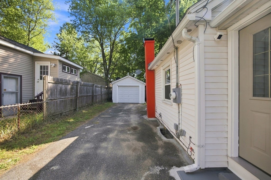 15 Alice St, Springfield, MA Photo #3
