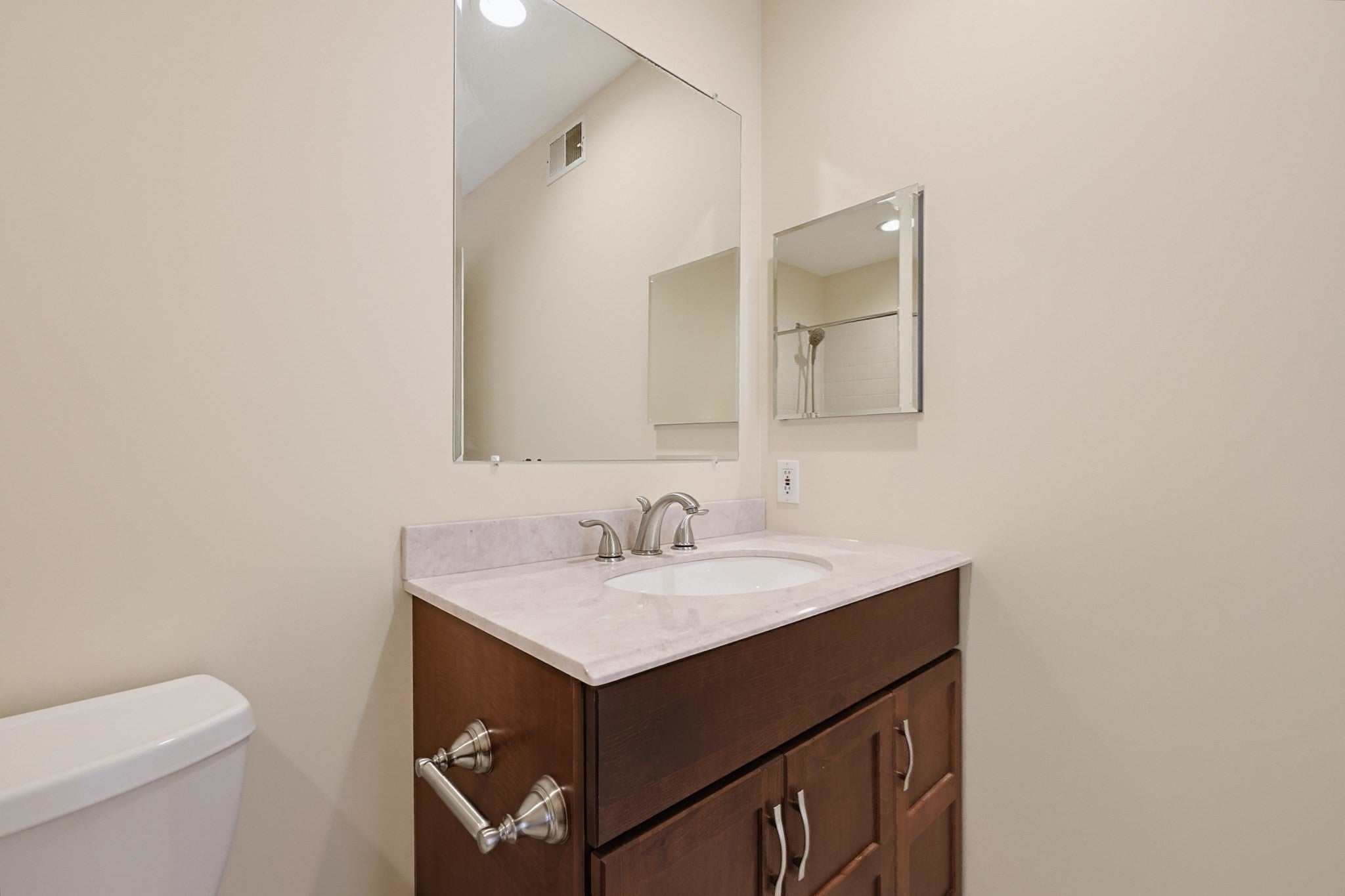 15 Kings Way #4, Waltham, MA Photo #32