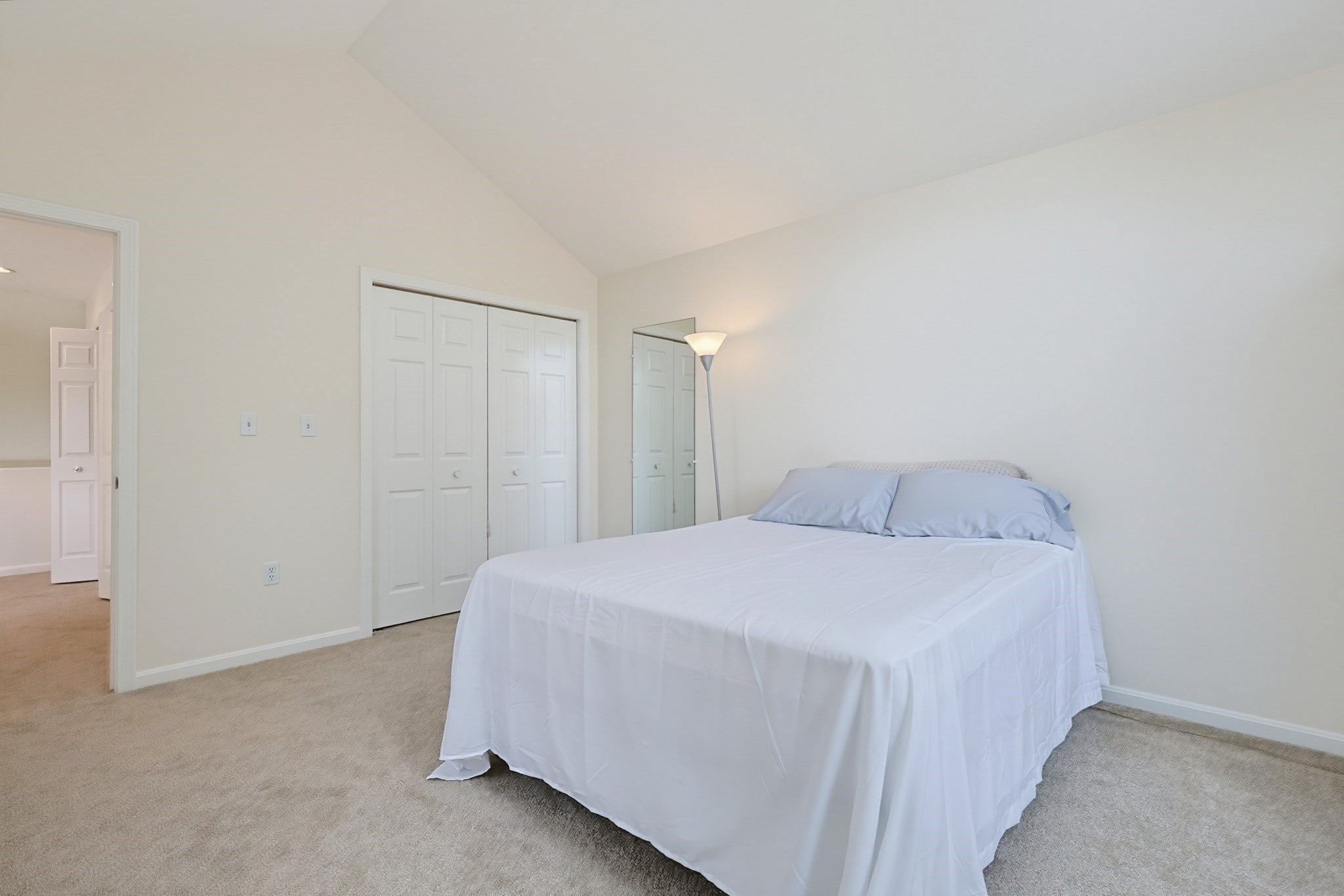 15 Kings Way #4, Waltham, MA Photo #22