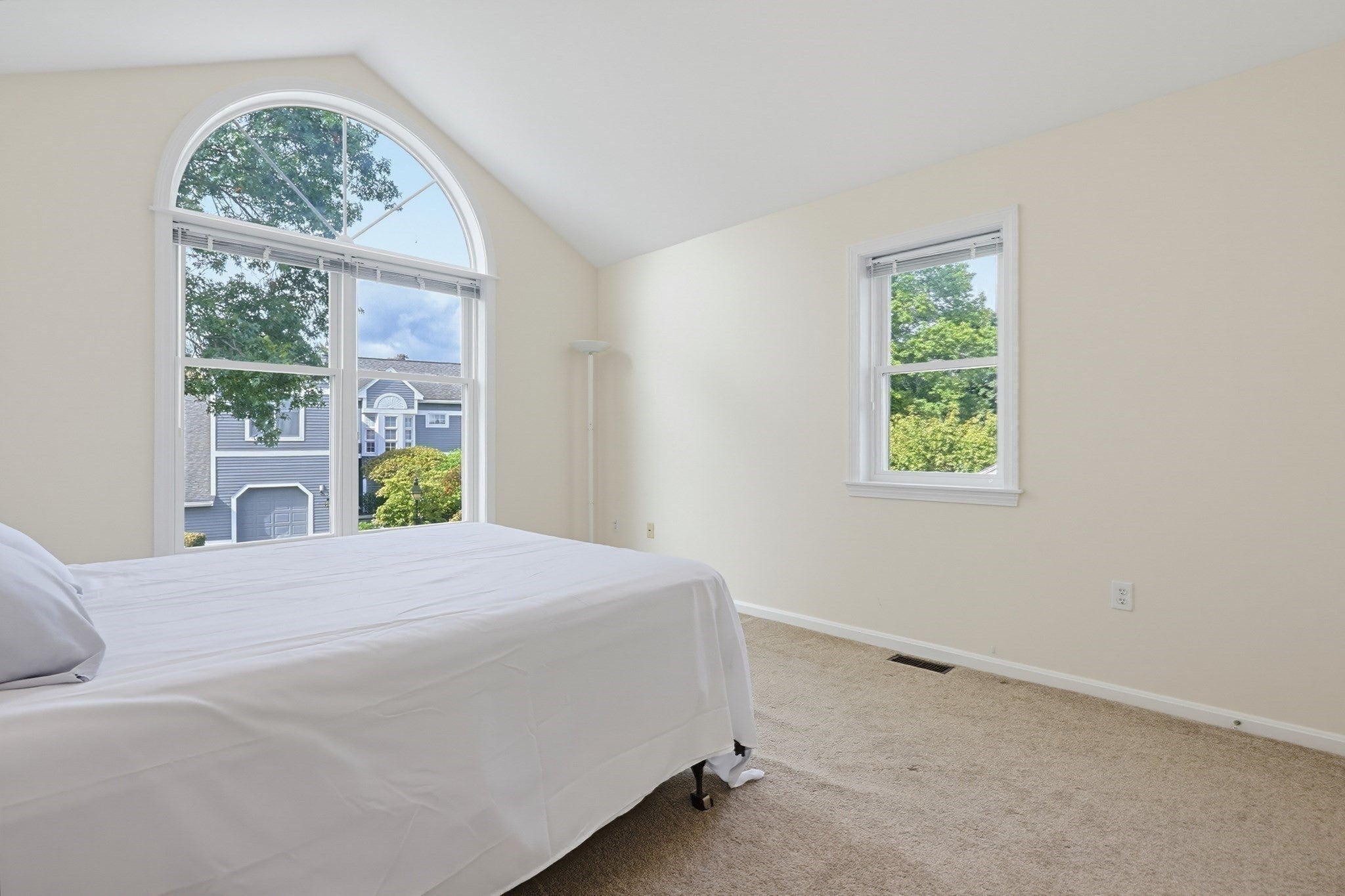 15 Kings Way #4, Waltham, MA Photo #31