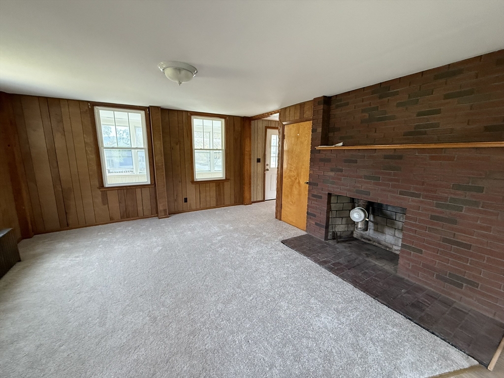 191 Fort Hill Ave