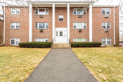 Photo of 238 Rock St #C10, Norwood, MA 02062 (MLS # 73514176)