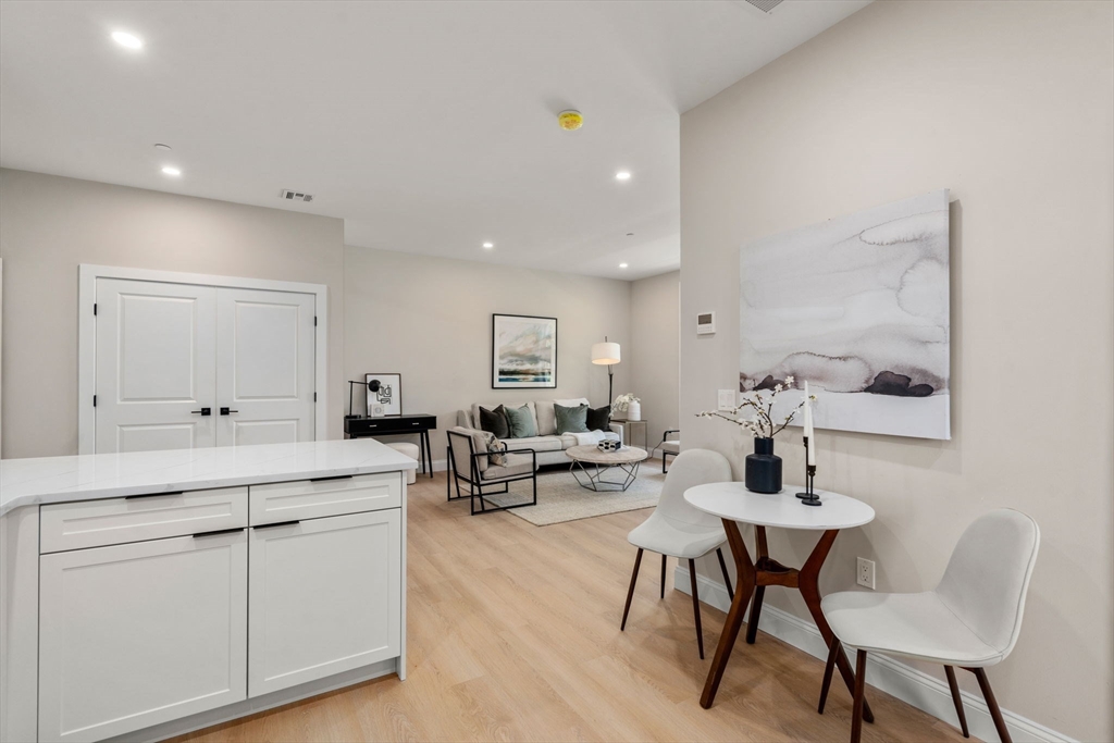 7 Cross St (Units 201 & 202)