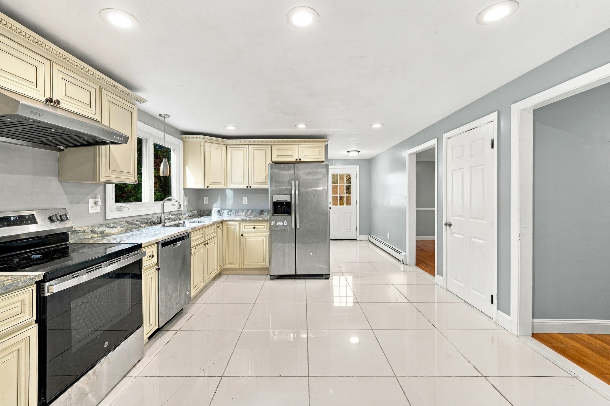 267 Middle Street, Weymouth, MA Photo #11