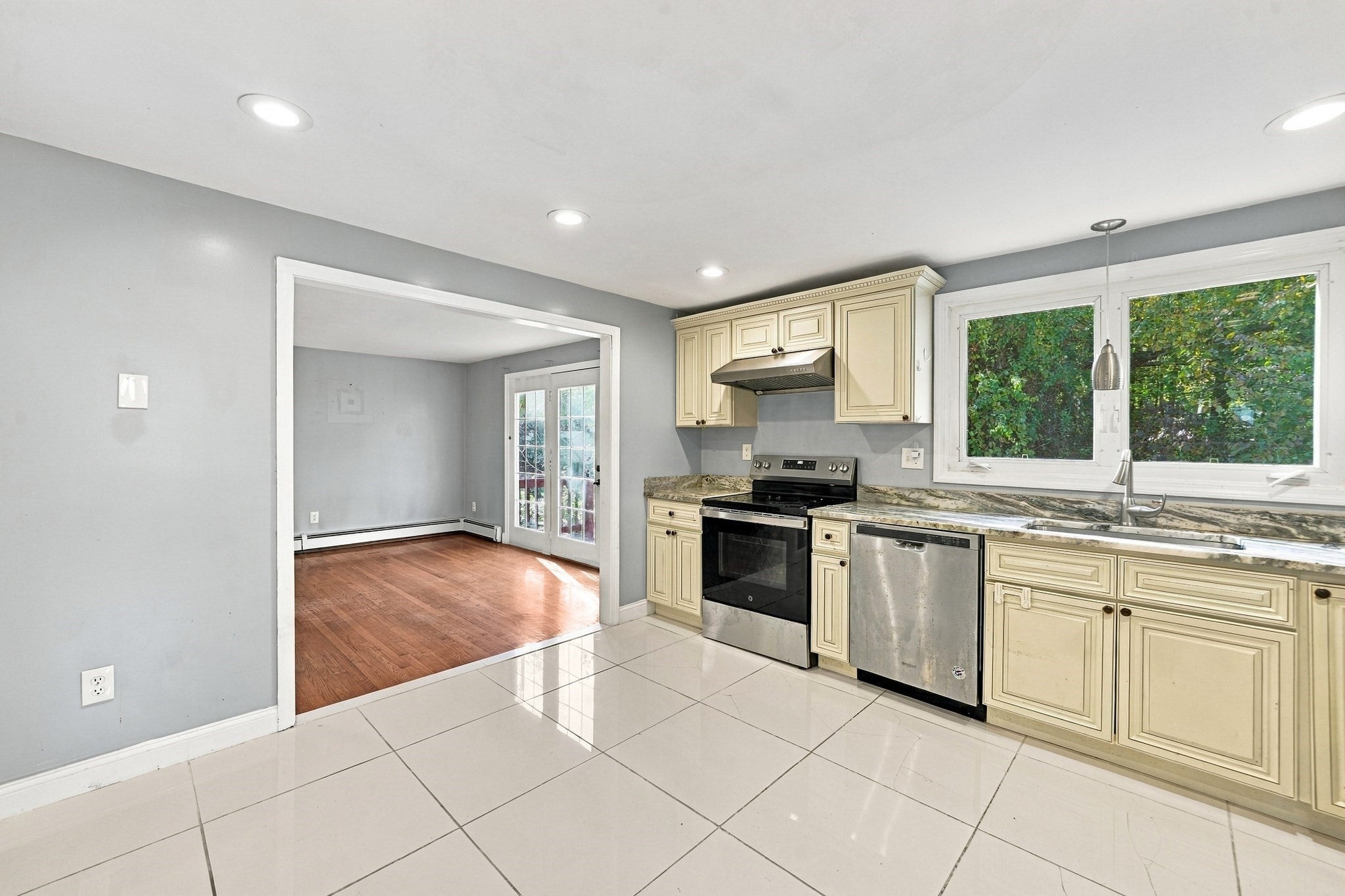 267 Middle Street, Weymouth, MA Photo #14