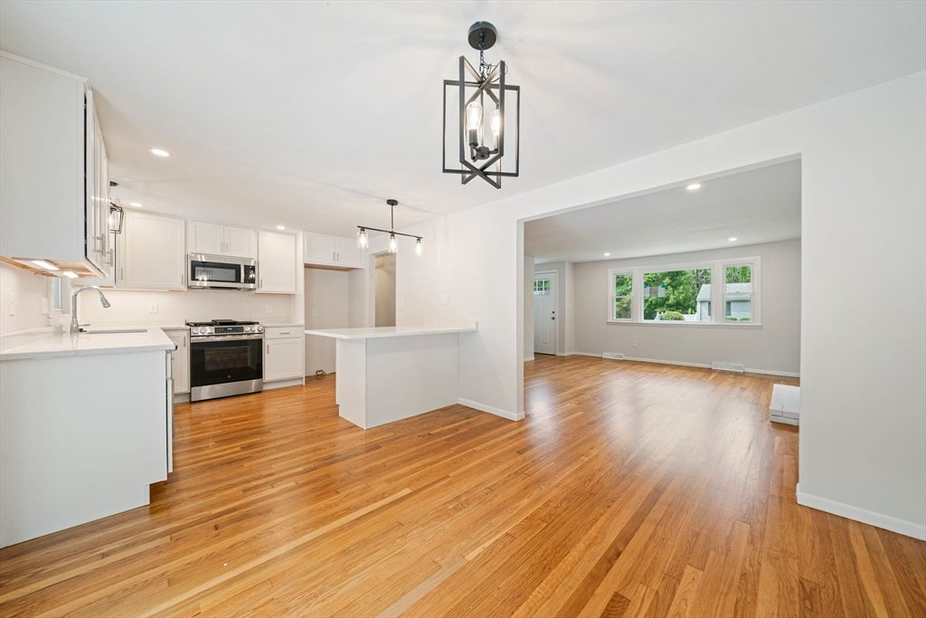36 Vine Street, Randolph, MA Photo #10