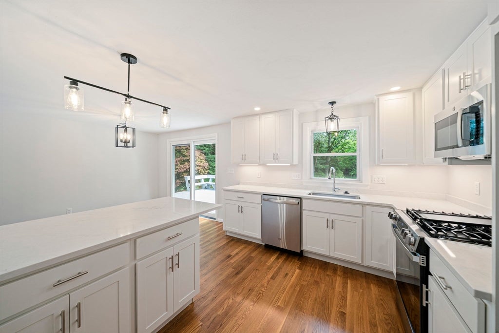 36 Vine Street, Randolph, MA Photo #8