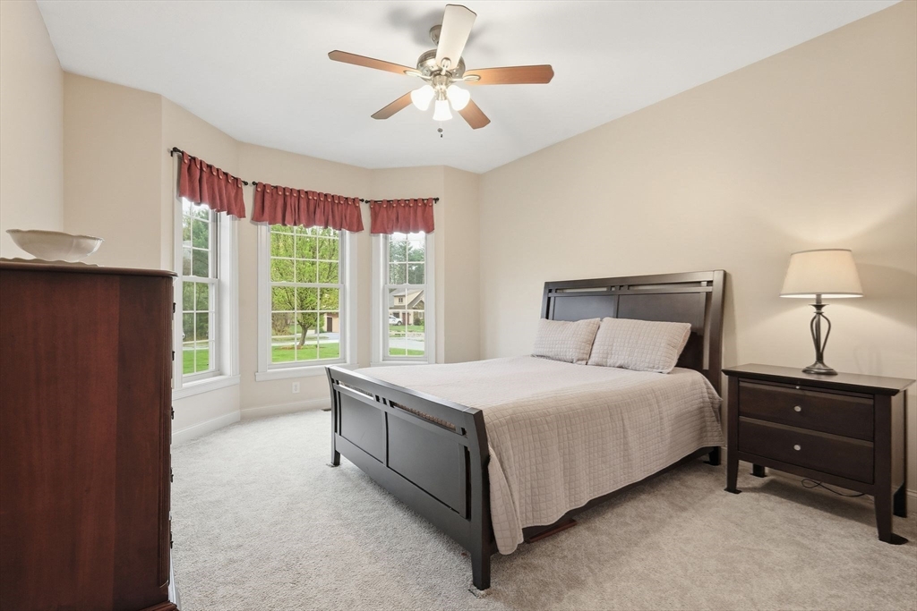 59 Gilbert Rd, Southampton, MA Photo #19