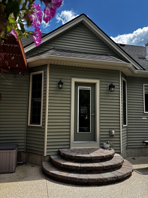 59 Gilbert Rd, Southampton, MA Photo #36