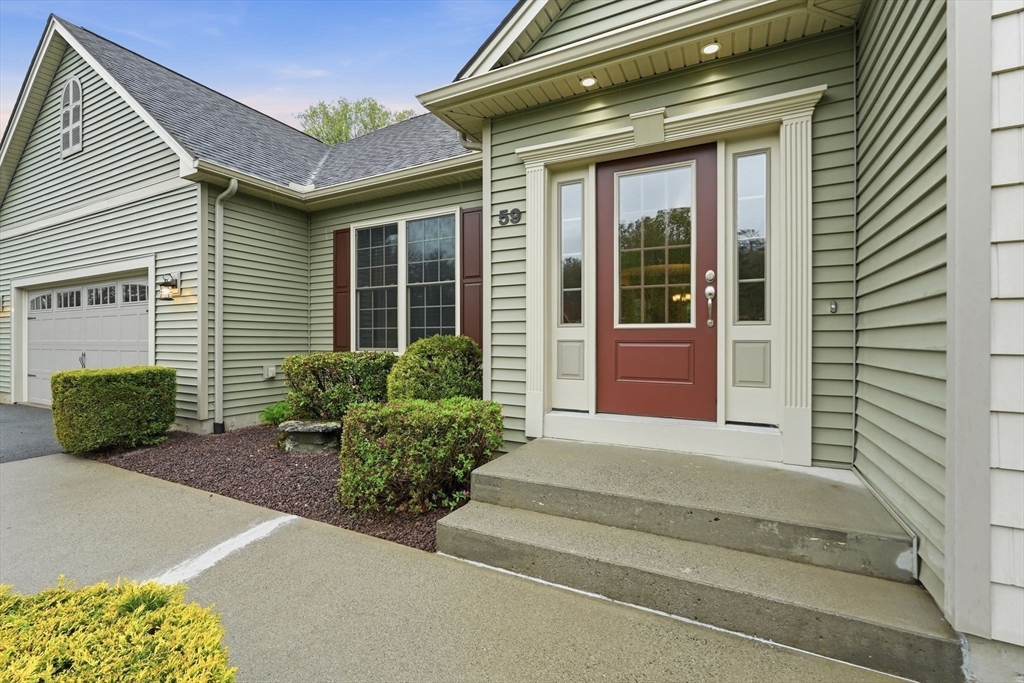 59 Gilbert Rd, Southampton, MA Photo #5