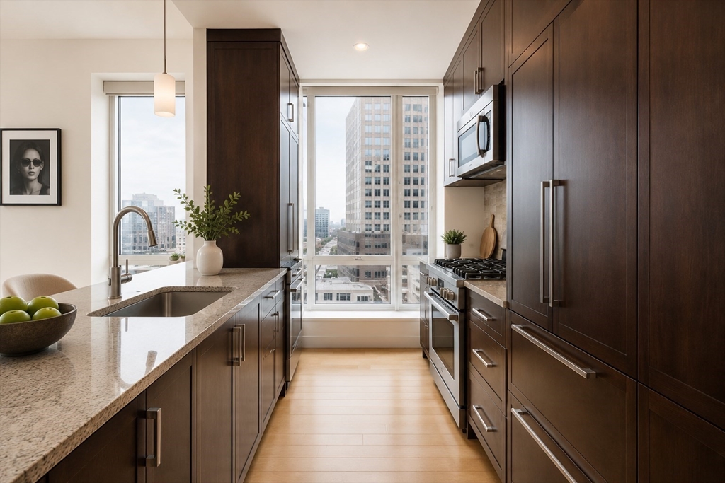 400 Stuart St 16B