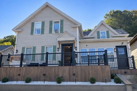 109 Oak St Clinton MA 01510