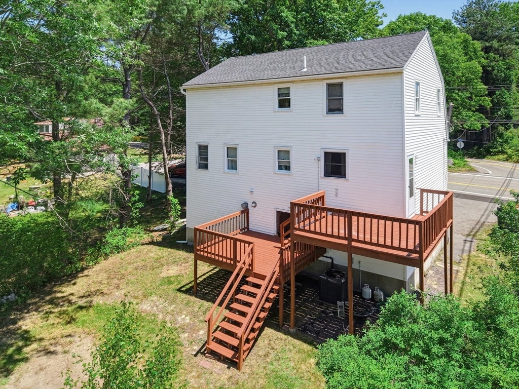 320 North St