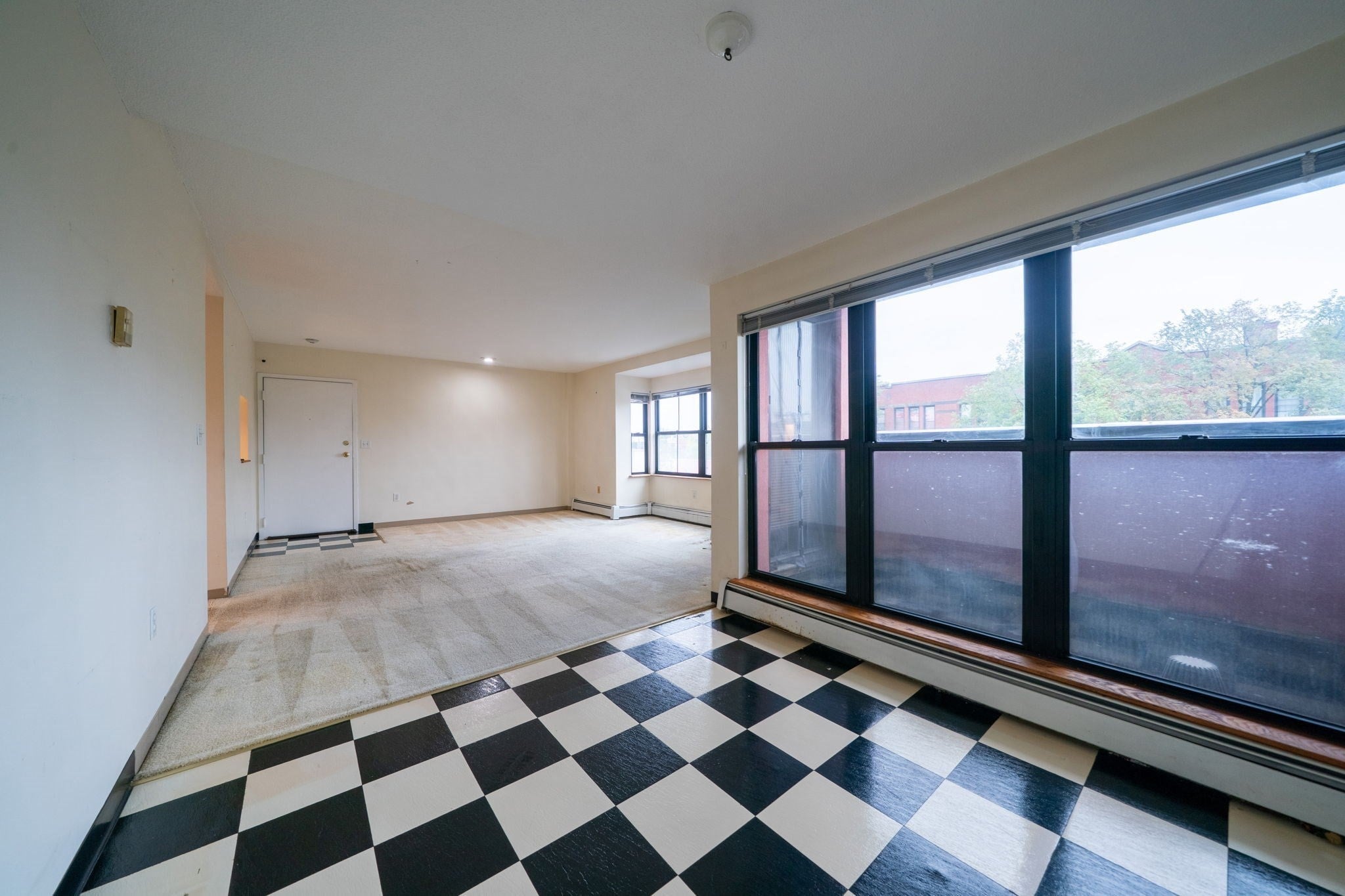 60-R Gibson St B3