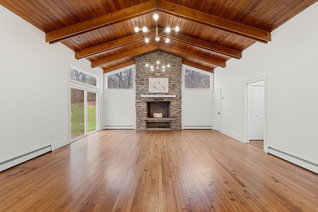 193 Chicopee Row