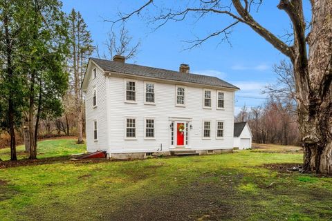 193 Chicopee Row Groton MA 01450