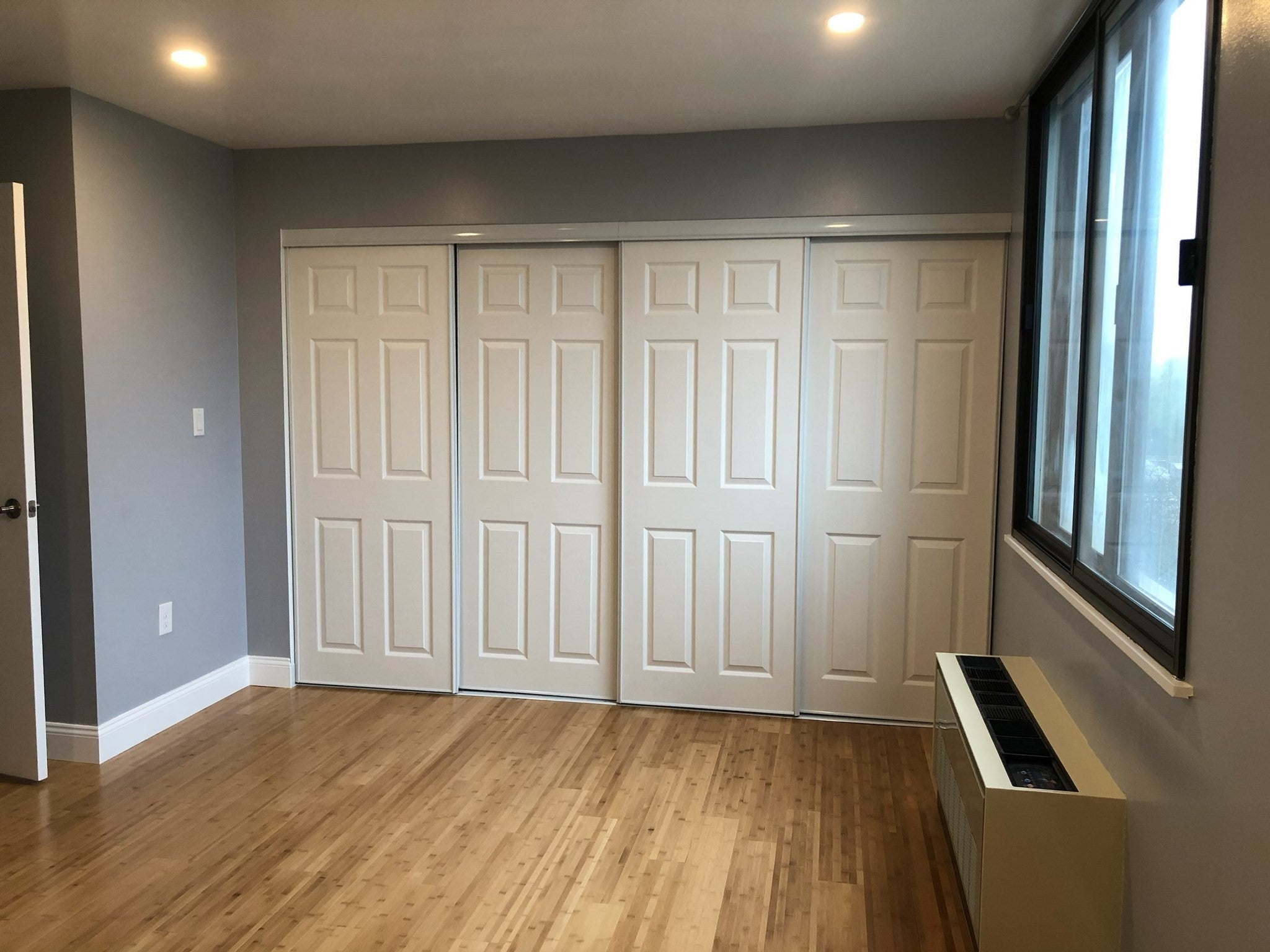 77 Adams St 605