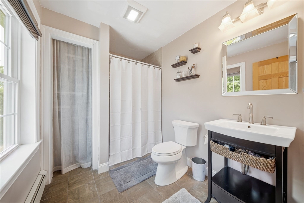 105 Locke Rd, Chelmsford, MA, 105 Locke Rd, Chelmsford, MA Photo #25