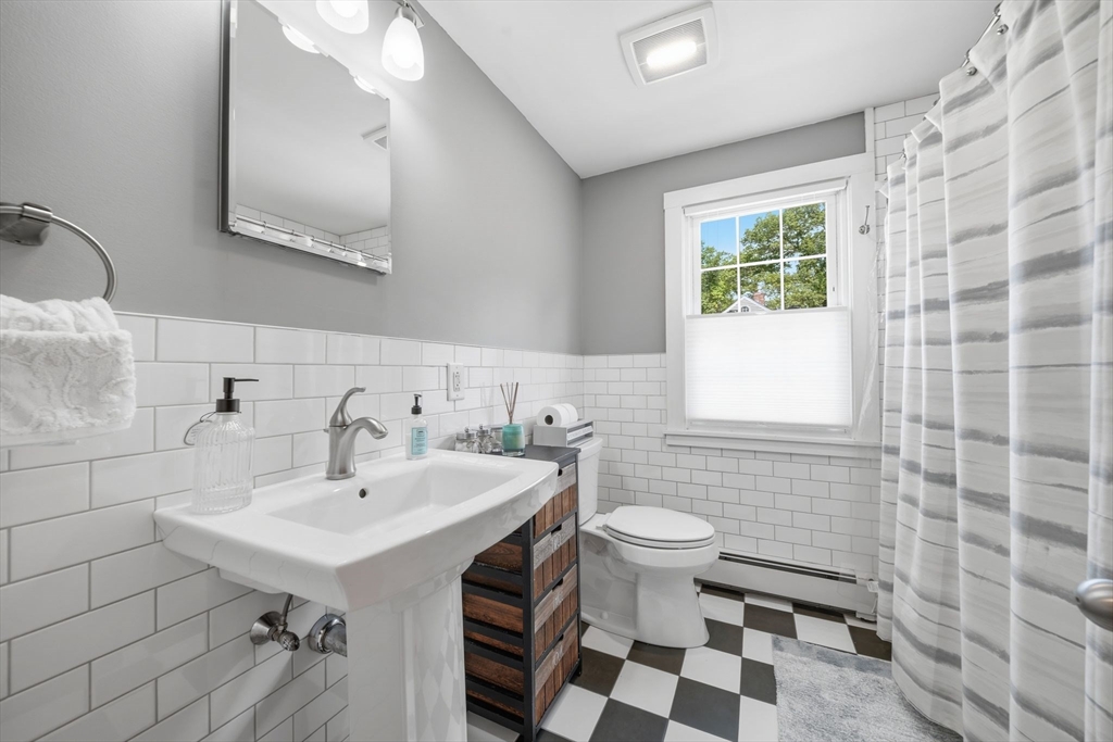 105 Locke Rd, Chelmsford, MA, 105 Locke Rd, Chelmsford, MA Photo #14