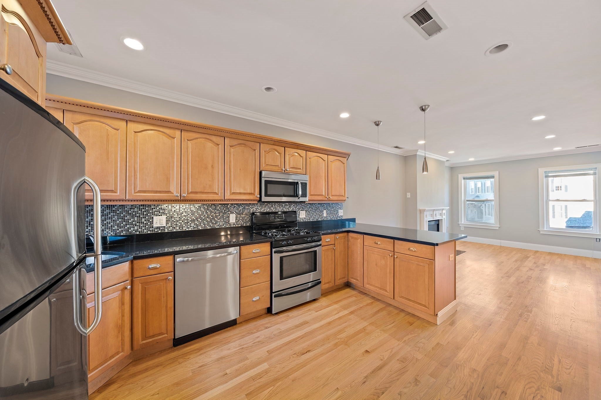 161 Dorchester St #2, Boston, MA, 161 Dorchester St #2, Boston, MA Photo #1